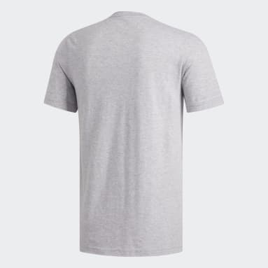 Playera Badge of Sport Basic Gris Hombre essentials