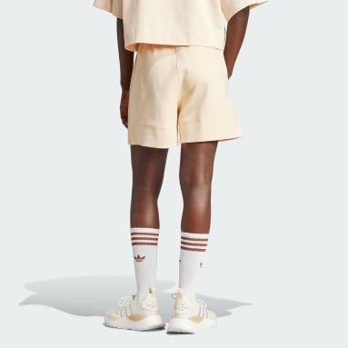 Short ample Premium Essentials