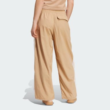 Celana Panjang Lifestyle Woven Parasut Essentials 3-Stripes