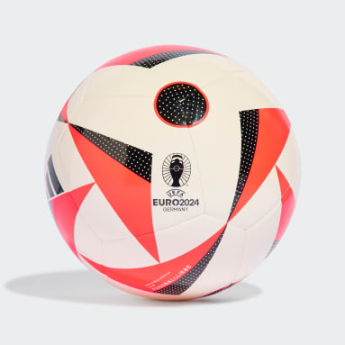 Anima il match con i palloni da calcio adidas