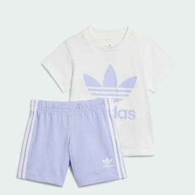 ชุดเสื้อยืดและกางเกงขาสั้น Trefoil