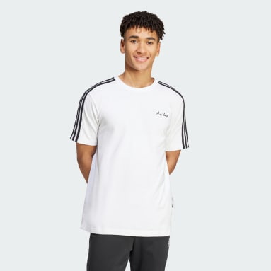 Gallery Graphic T-Shirt