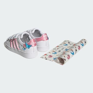 Tênis Fecho Confortável adidas Disney Superstar II
