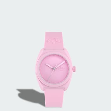 Project Three Uhr