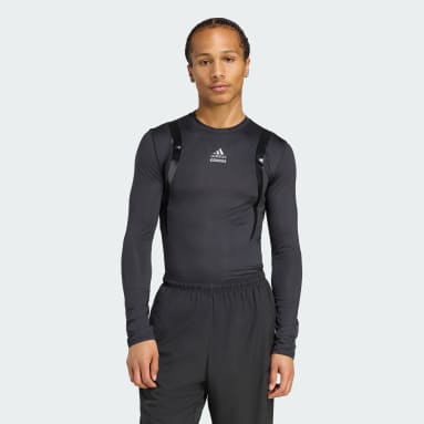 TECHFIT ENG GESCHNITTENES LONGSLEEVE