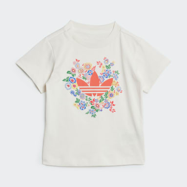เสื้อยืดและกางเกงขาสั้น adidas Originals x Liberty London สำหรับเด็ก
