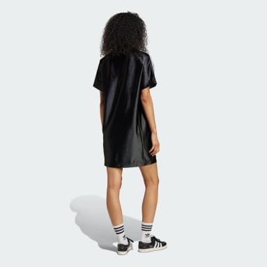 ชุดกระโปรงเสื้อยืด Adicolor Teamgeist