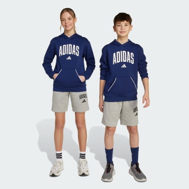 Short para niños Essentials de temporada con tipografía universitaria