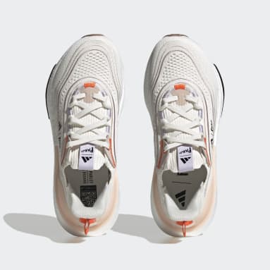 Nữ Chạy Giày Ultraboost Light