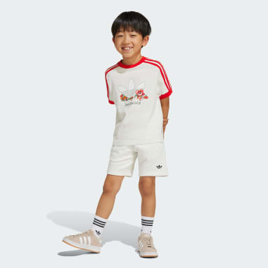 ชุดเสื้อยืดและกางเกงขาสั้น adidas Originals สำหรับเด็ก