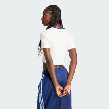 Graphic Badge Slim 3-Stripes Tee