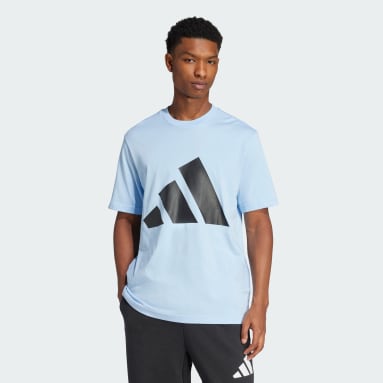 Remera Essentials Logo Grande
