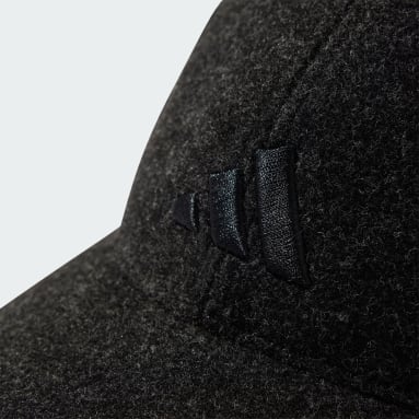 หมวกแก๊ปปีกโค้ง