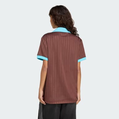 Graphic Soccer-Inspired Jersey