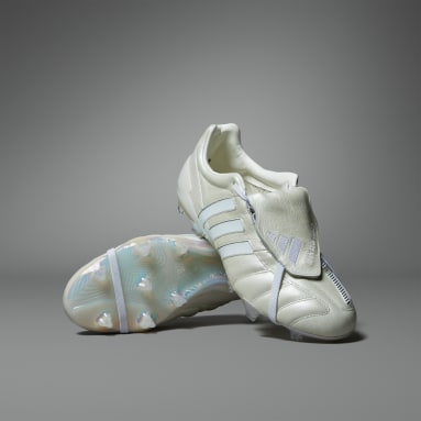Vind stevige straat voetbalschoenen online adidas