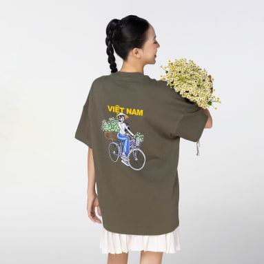 Grace in Every Fold Key City Tee