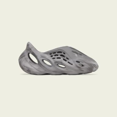 Yeezy supply tracking best sale