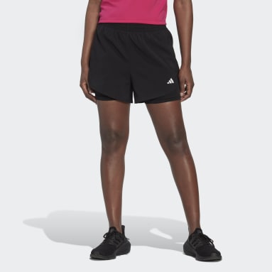 ผู้หญิง Gym & Training สีดำ กางเกงขาสั้นดีไซน์ทูอินวันสไตล์มินิมอล AEROREADY Made for Training