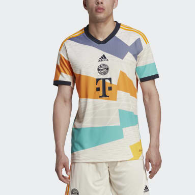 Heren Voetbal beige FC Bayern München 22/23 Vierde Voetbalshirt