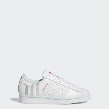 Presentator Als reactie op de Potentieel Final Sale - Superstar | adidas US