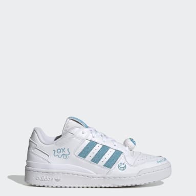 Originals wit Forum Low Classic x André Saraiva Schoenen