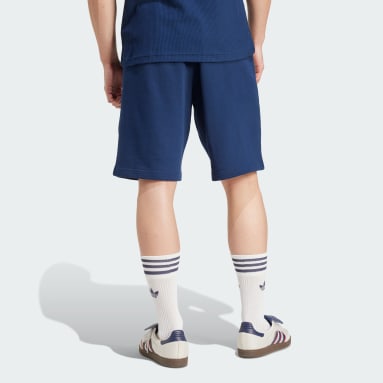 Essentials Trefoil Short
