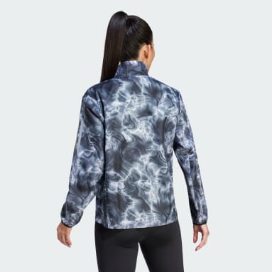 Giacca a vento da running Own the Run Allover Print Hooded Bianco Donna Running