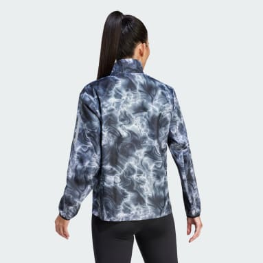 Rompevientos de Running con Capucha Own the Run Allover Print Blanco Mujer Running