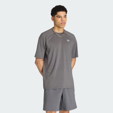 TECH TREFOIL ESSENTIALS POLYESTER TEE