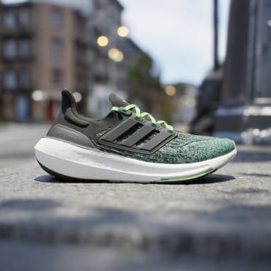 Chạy Giày Ultraboost Light 23
