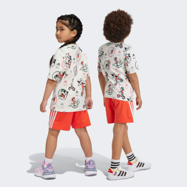 ชุดเสื้อยืดและกางเกงขาสั้น Disney Mickey Mouse