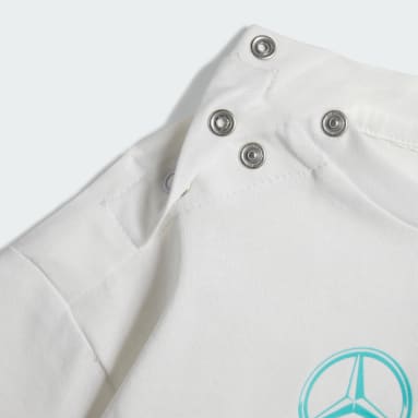 MERCEDES - AMG PETRONAS FORMULA ONE TEAM DNA KIDS T-SHIRT UND SHORTS SET