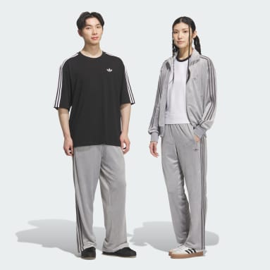 大人気✩アディダス✩ジャージ　トラックパンツ　ヨーロッパ　メンズL　グレー adidas メンズ - ボトムス - グレー 【アディダス公式】