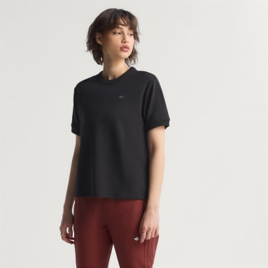 เสื้อยืด Premium Essentials