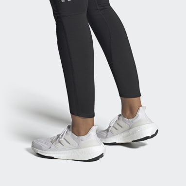 Nữ Chạy Giày Ultraboost Light