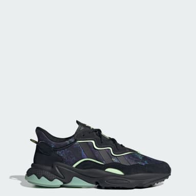 Tenis Ozweego x Disney Negro Hombre Originals