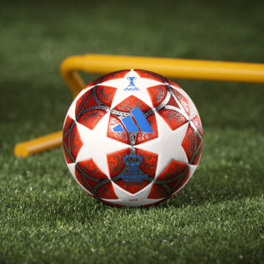 UEFA WOMENS CHAMPIONS LEAGUE BALL