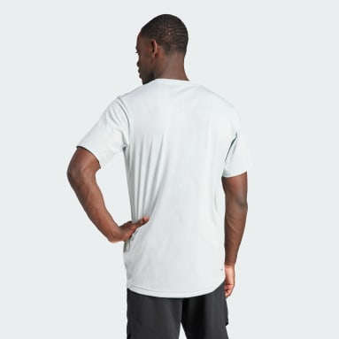 Playera Train Essentials Seasonal Camo Gris Hombre Training