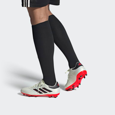 Futbol r nleri ve Futbol r n e itleri adidas TR