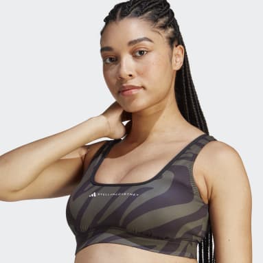 Adidas and Stella McCartney have released a maternity sportswear collection