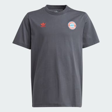Kinderen Voetbal rood FC Bayern München Essentials Trefoil T-shirt Kids