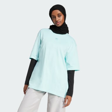 เสื้อยืดทรงบอยเฟรนด์ Essentials