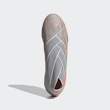 nemeziz negras