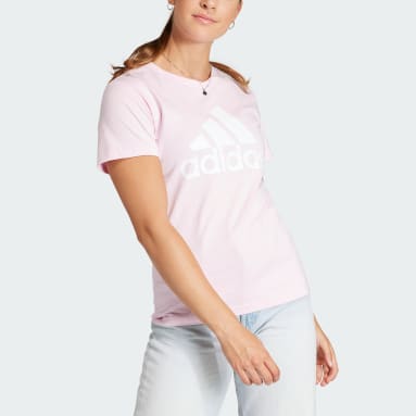 Camiseta LOUNGEWEAR Essentials Logo Rosa Mulher Estilo Esportivo