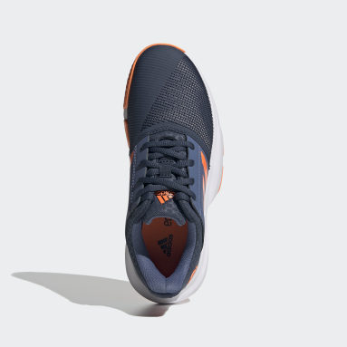 tennis shoes for youth