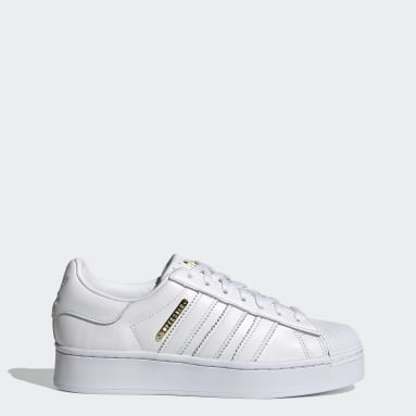 precio de tenis superstar