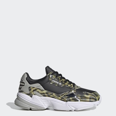 adidas falcon outlet