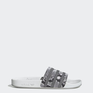 adidas adilette Slipper | Offizieller adidas Shop Beliebt Adidas Adilette Athletic Personalisiert Schuhe