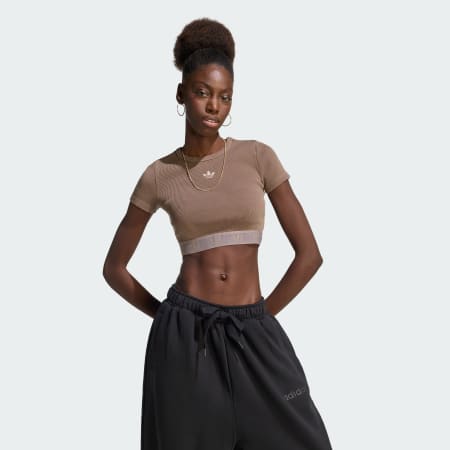 REBRASTA MAJICA ISPRANOG IZGLEDA ESSENTIALS