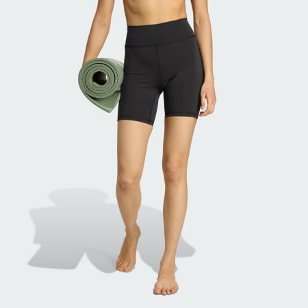 All Me Essentials 7-Inch Short Leggings